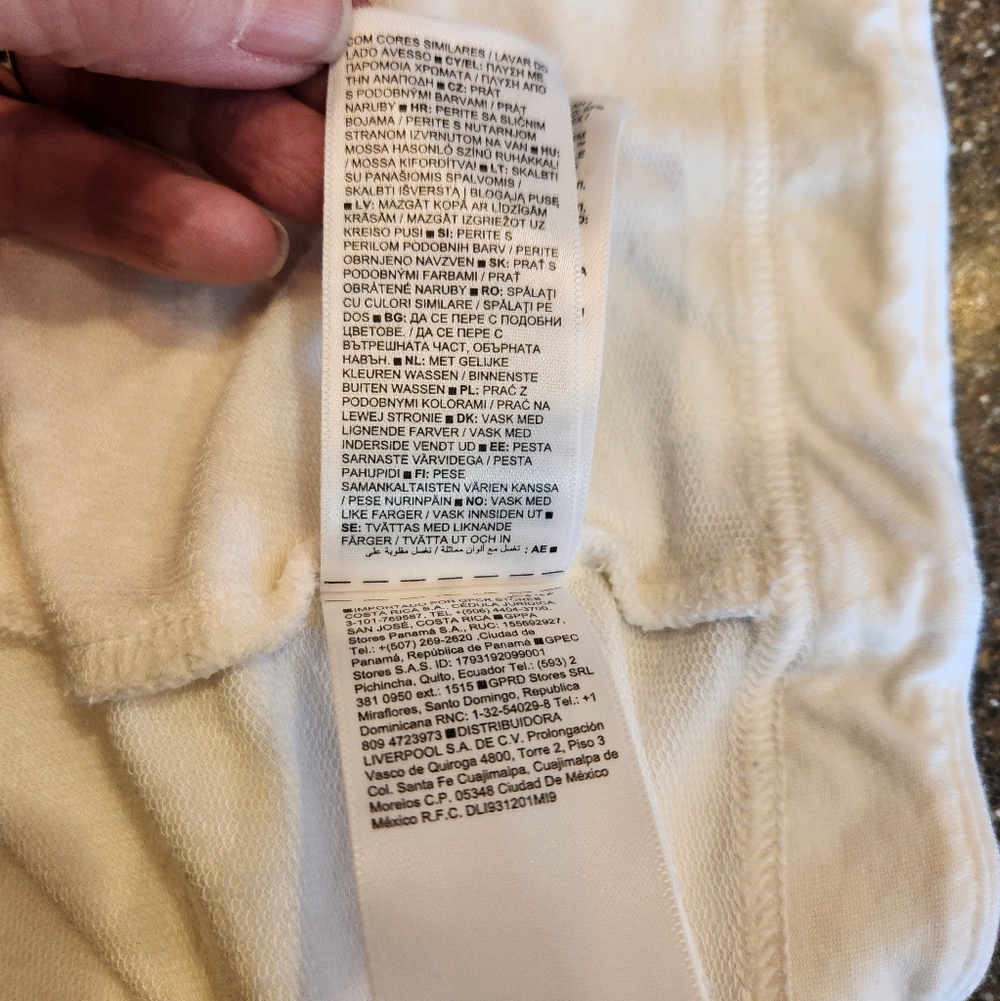 Athleta Pranayama Restore Rib Wrap Color: Bone Rib Size LP Nirvana Soft Fabric - Picture 15 of 16